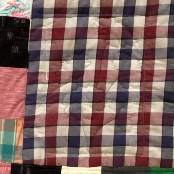 New Handmade T-Shirt Quilt Throw Thick Blanket Warm Winter Bedding - Picture 14 of 14